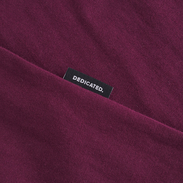 Dedicated Stockholm Fig Red T-Shirt Bio Baumwolle Shirt beere