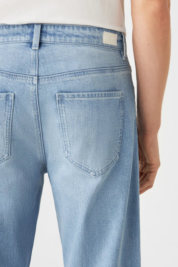 Dawn RISE Relaxed Tapered Bright Blue Minimal Stretch Jeans Hose Herren Hellblau