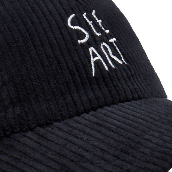 Bask in the Sun Carbon Art Cap Detail der Guridi-Stickerei