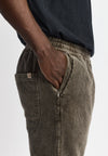 Revolution Casual Trousers Cordhose Lightarmy Hose Herren grün