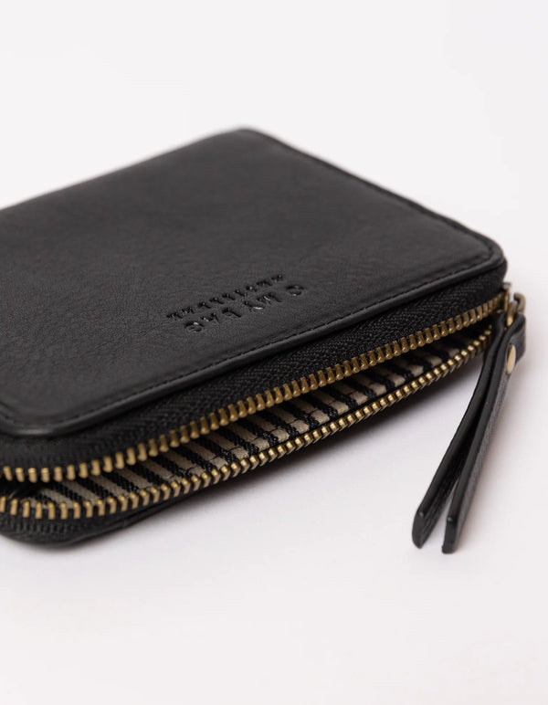 O MY BAG Robbie Wallet Soft Grain Leather Black Schwarz