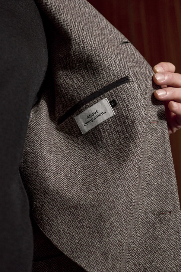About Companions Elmar Herrenblazer aus Lammwolle – Fischgrät Taupe, Ansicht 4