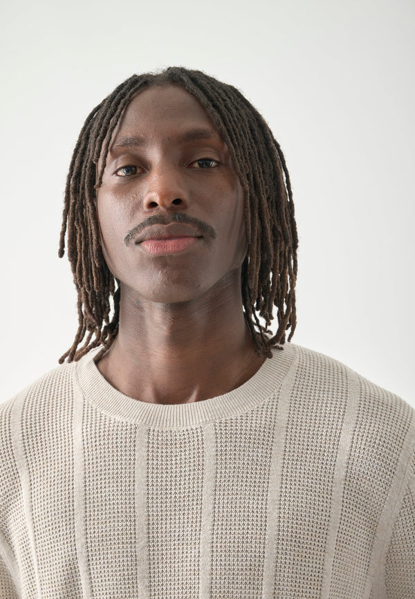 Cleptomanicx Parchment Chaser Sweater Herren creme