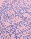 OLOW Taijitu T-Shirt in Rosa-Lila – Taijitu Rückenmotiv im Detail
