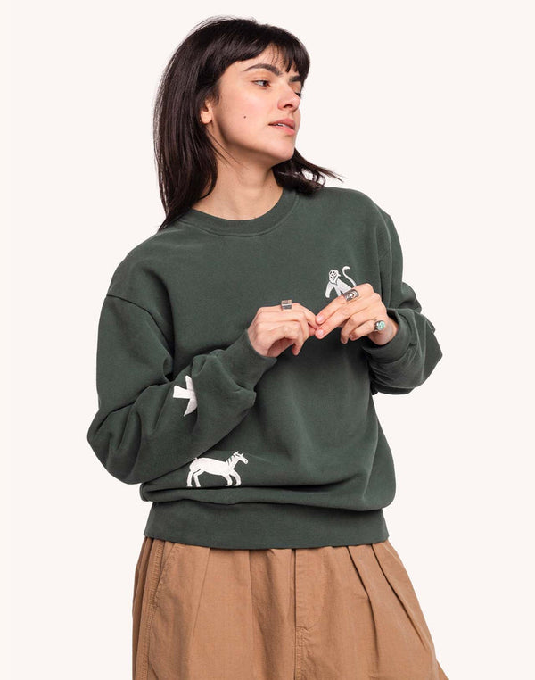 OLOW Wild Sweatshirt Herren Lärchengrün – Damen Stylingansicht