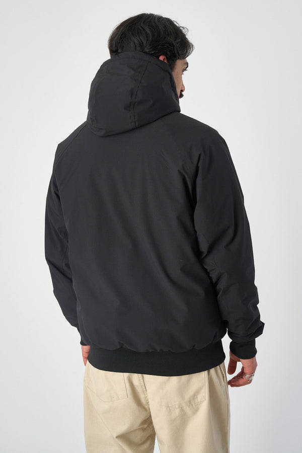 Cleptomanicx Simplist Winterjacke schwarz – Rueckansicht am Model