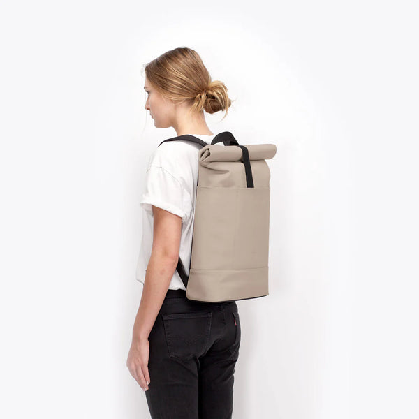 Ucon Acrobatics Hajo Medium Lotus Infinity Backpack Sand Rucksack vegan beige