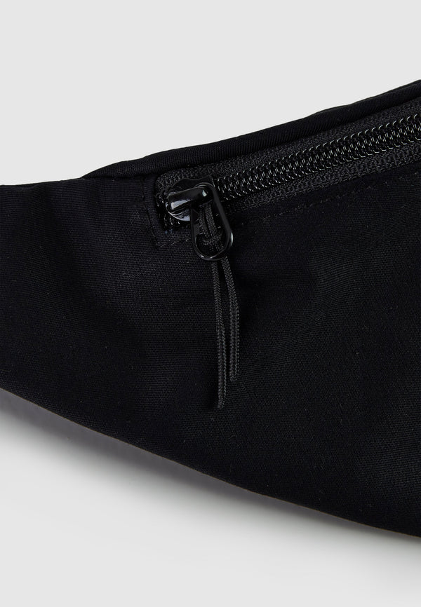 Cleptomanicx Black C.I. Patch Hipbag schwarz
