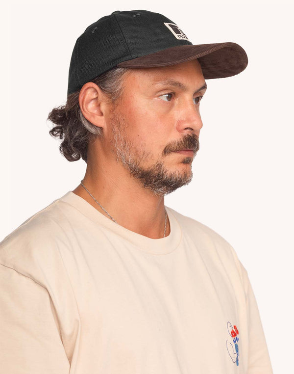 OLOW Stanton Six-Panel Cap – Logo- und Materialdetail