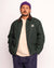 OLOW Yarm Jacke Vert Mélèze – Vorderansicht am Model
