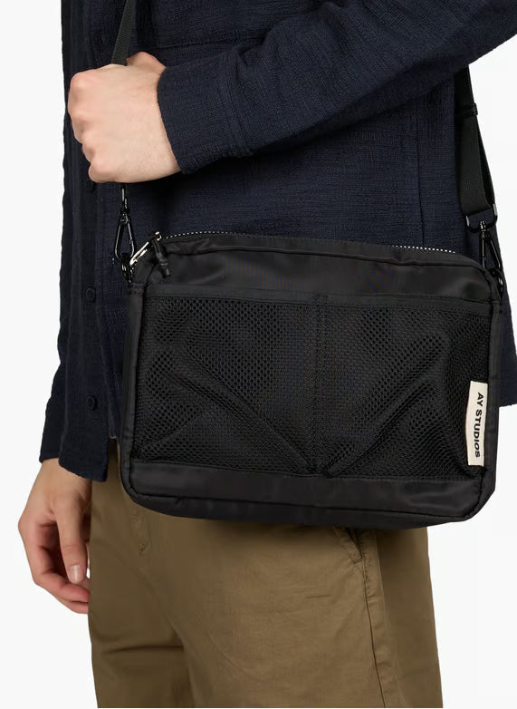 AY Studios Crossbody Bag Black Unisex Handtasche schwarz
