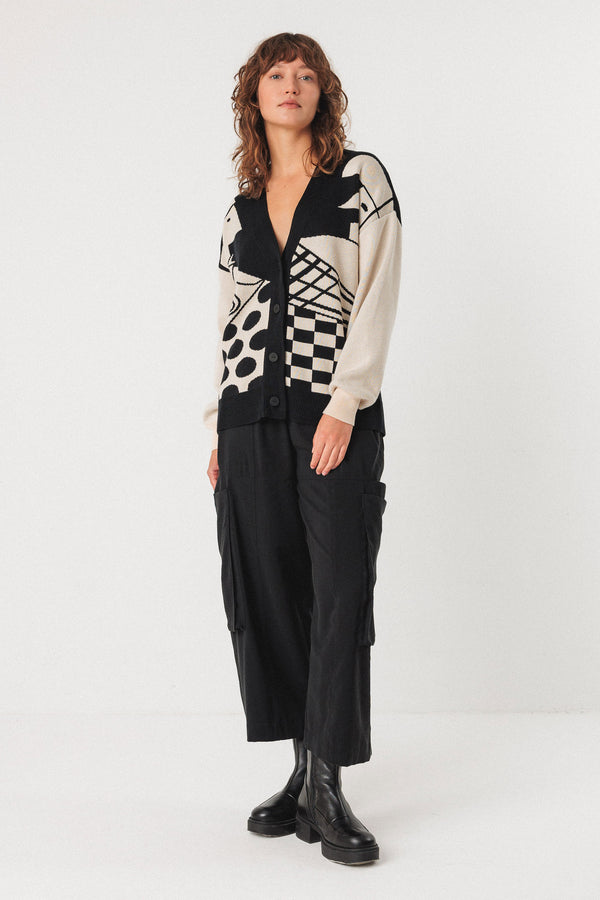 SKFK Batirtze Sweater Damen Jacquard Cardigan schwarz weiß