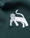 OLOW Wild Sweatshirt Herren Lärchengrün – Affenstickerei im Detail
