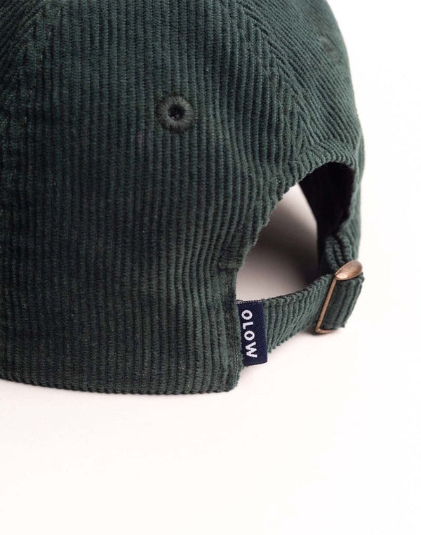 OLOW Cruising Six Panel Cap Lärchengrün – Verstellverschluss und OLOW Etikett