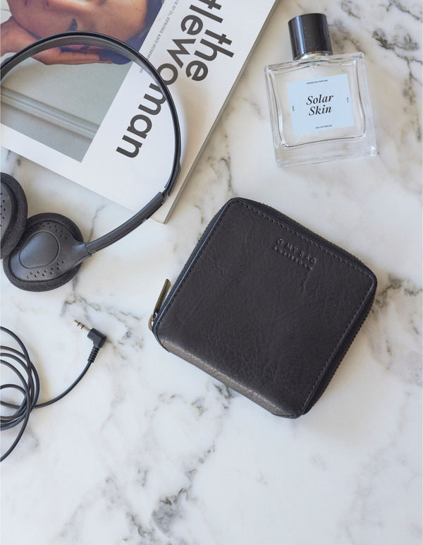 O My Bag Sonny Square Black Stromboli Leder Portemonnaie schwarz – Lifestyle