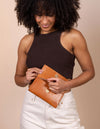 O My Bag Pau's Pouch Stromboli Cognac Leder Portemonnaie unisex