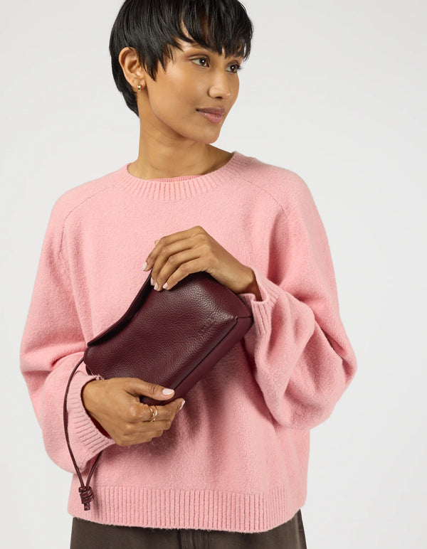 O MY BAG Sienna Mini Dark Cherry Soft Grain Leather Handtasche Leder kirschrot