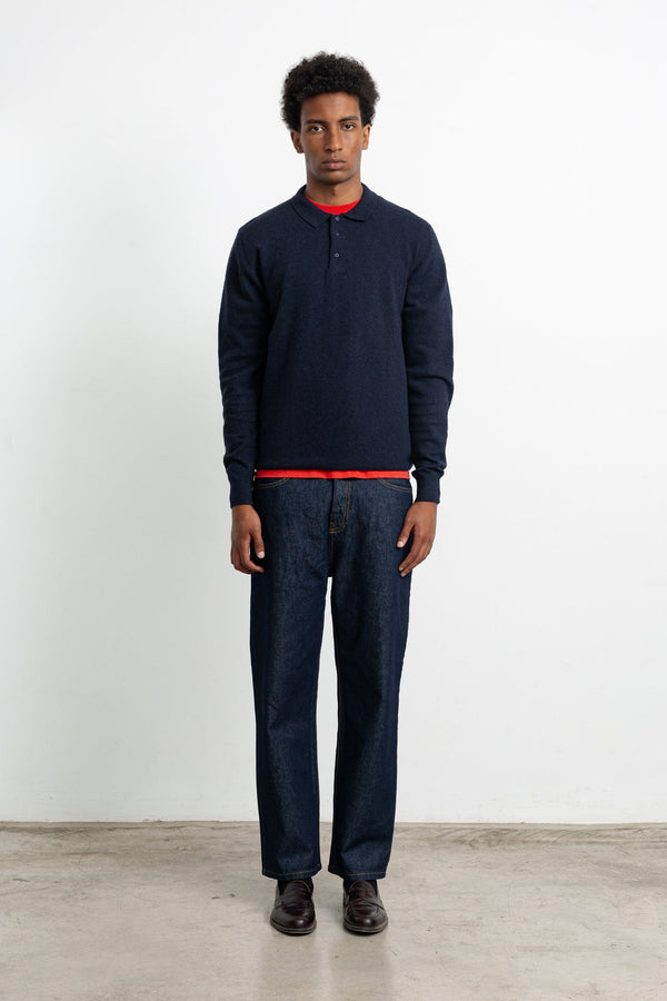 Edmmond Studios Wool Polo Navy – am Model vorne