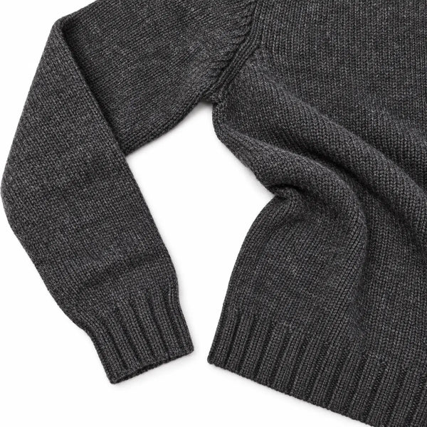 Harley of Scotland Lammwoll-Rollkragenpullover Herren Anthrazit – Manschetten- und Saumdetail