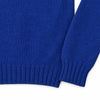 Harley of Scotland Lammwoll-Rollkragenpullover Herren Royalblau – Bündchendetail