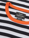 Orangefarbener Rundhals und Streifen des Tobias Langarmshirts
