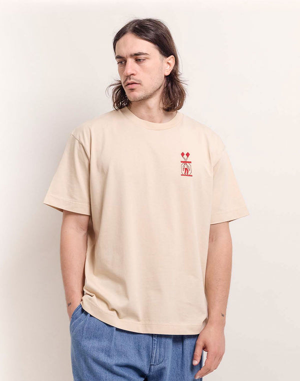 Olow Hey Buddy Crème T-Shirt Unisex creme – Vorderansicht am Model