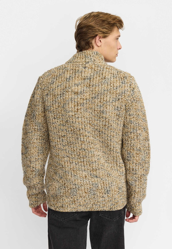 Revolution Zipped Knit Cardigan Strickjacke Offwhite – Rückenansicht am Model